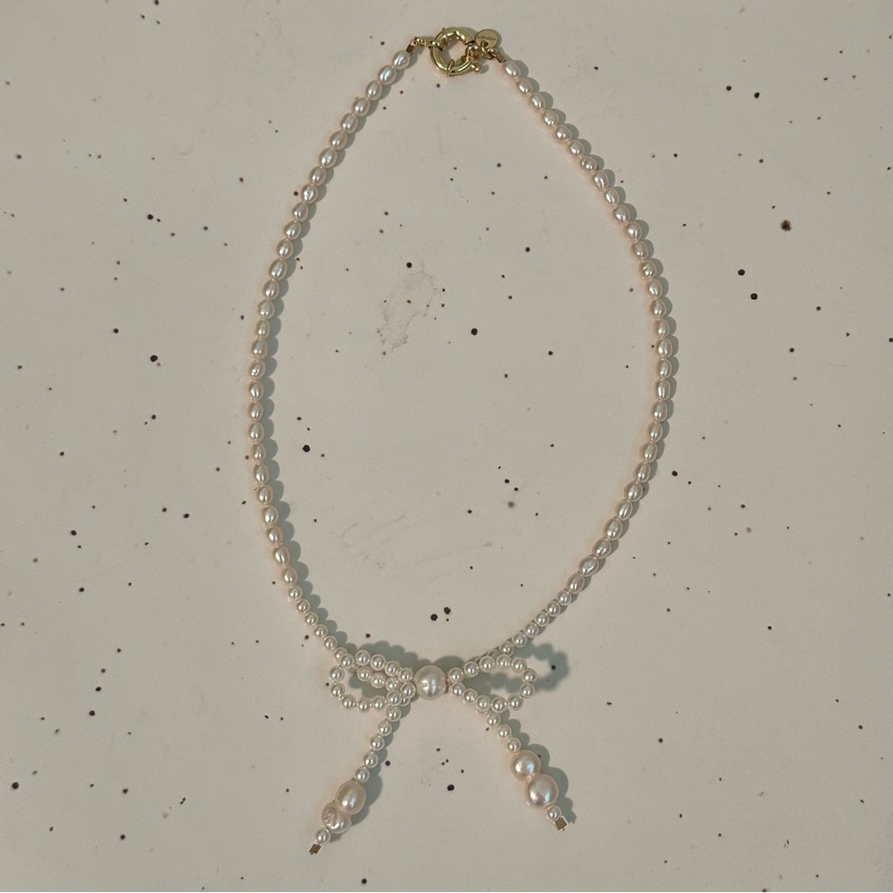 Handmade Pearl Necklace with a bow